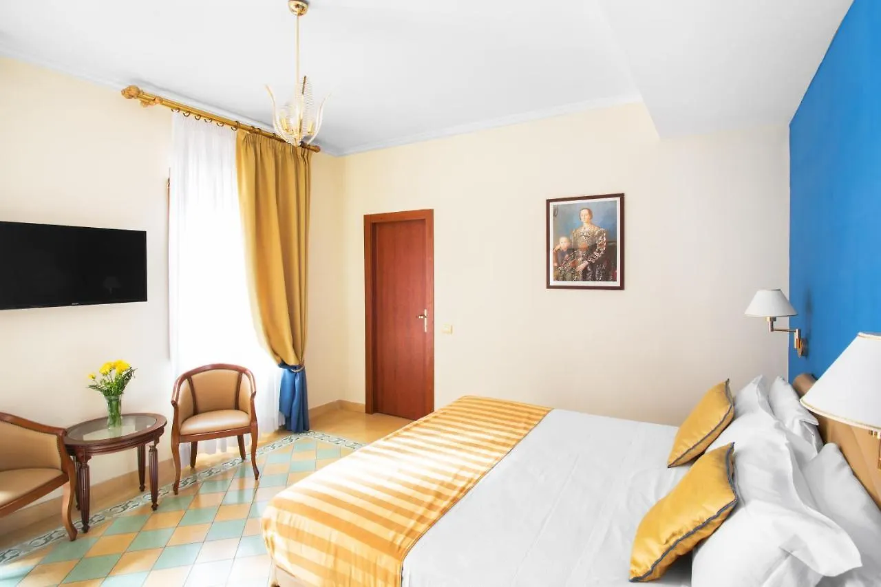 Hotel Piazza Di Spagna Řím